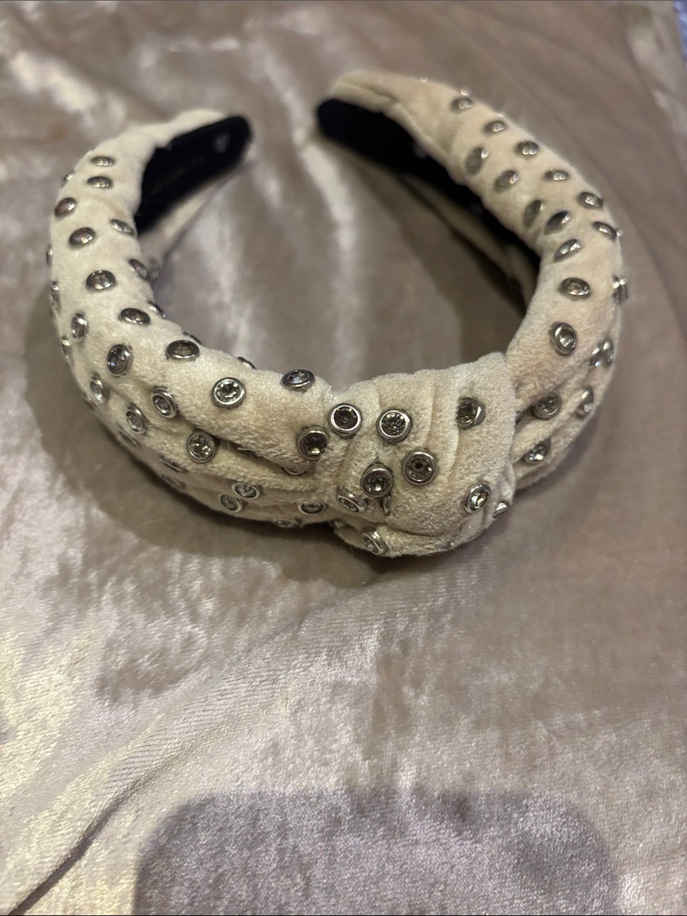 Lele Sadoughi Knotted Velvet Headband with Silver Studs in Cream